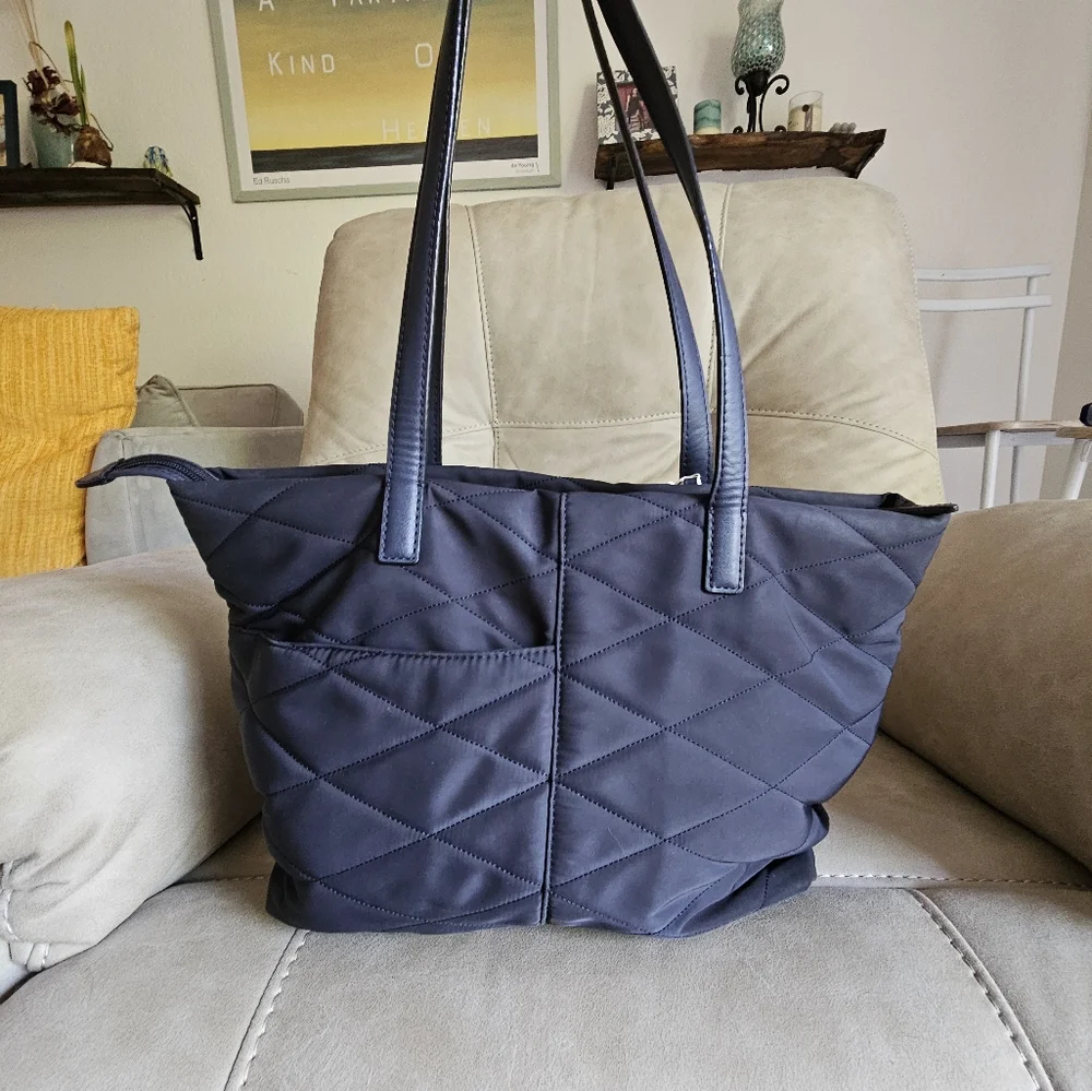 Radley Leather And Nylon Preppy British Navy‎ Quilted Dog Charm Tote Bag